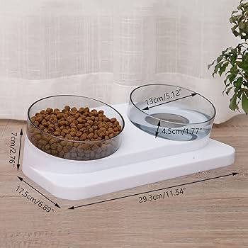 أوعية الطعام والماء